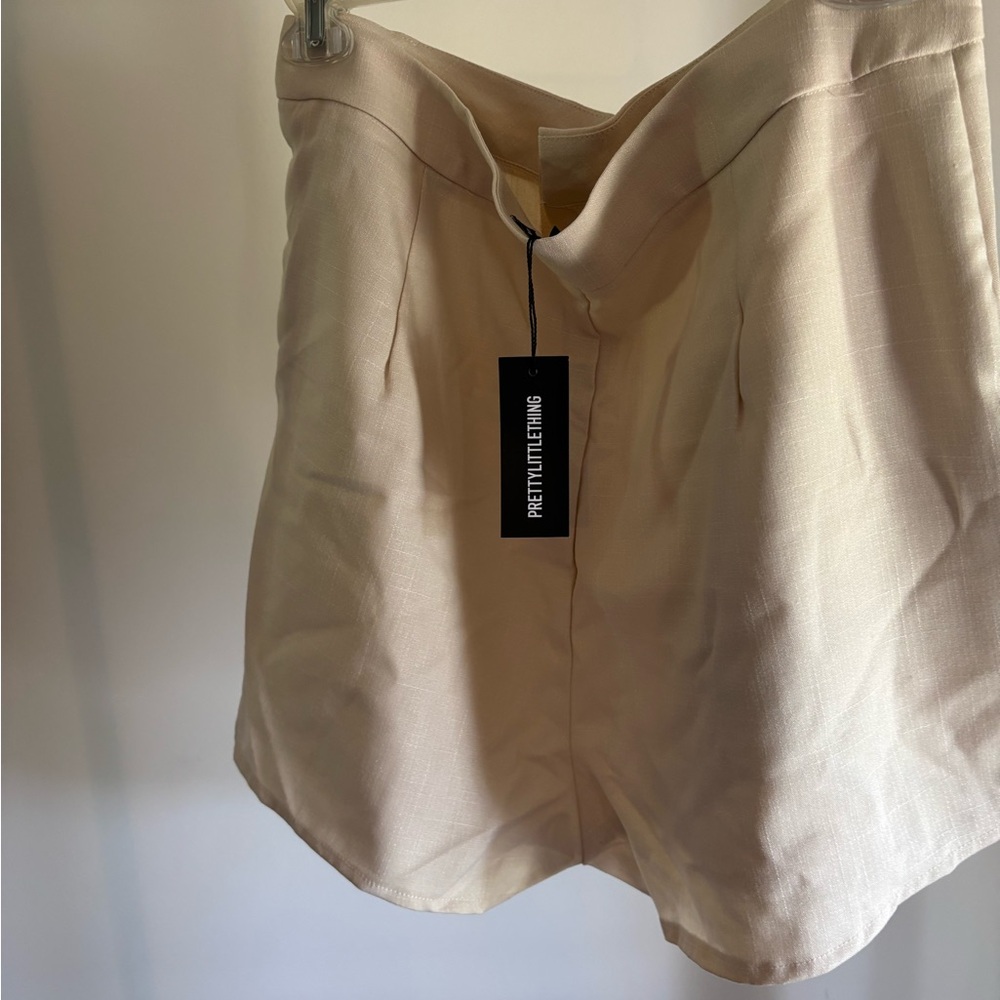 PrettyLittleThing Women's High Waist Cream Shorts